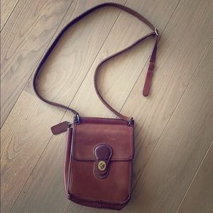 Vintage brown Coach camera bag/ messenger bag